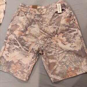 PacSun Men’s Camouflage Baggy Shorts – Size 30